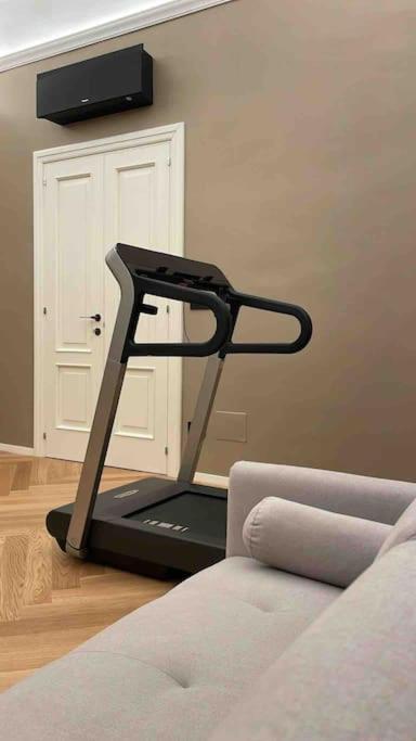 Meh Luxury Apartment City Centre Bari Kültér fotó