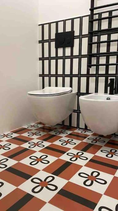 Meh Luxury Apartment City Centre Bari Kültér fotó